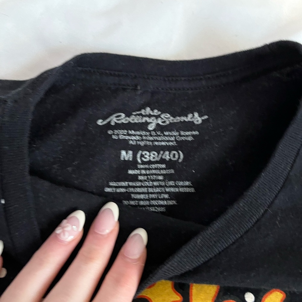 Rolling Stones Black Graphic Tee - Picture 2 of 2
